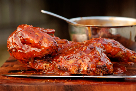 Sherry-Shallot Glaze for Chicken (via patiodaddiobbq.com)