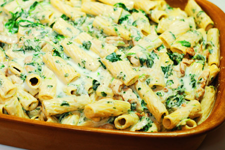 Grilled Chicken Rigatoni Florentine