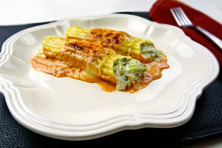 Chicken-Broccoli Ranch-icotti (via patiodaddiobbq.com)