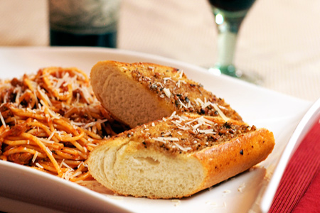 Cheesy Pesto Garlic Bread (via patiodaddiobbq.com)
