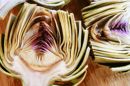 Grilled Artichokes with Garlic-Chive Aioli