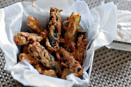 Ranch-ifried Zucchini (via patiodaddiobbq.com)