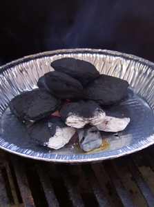 Review: Kingsford® Competition vs Stubb's® Briquets